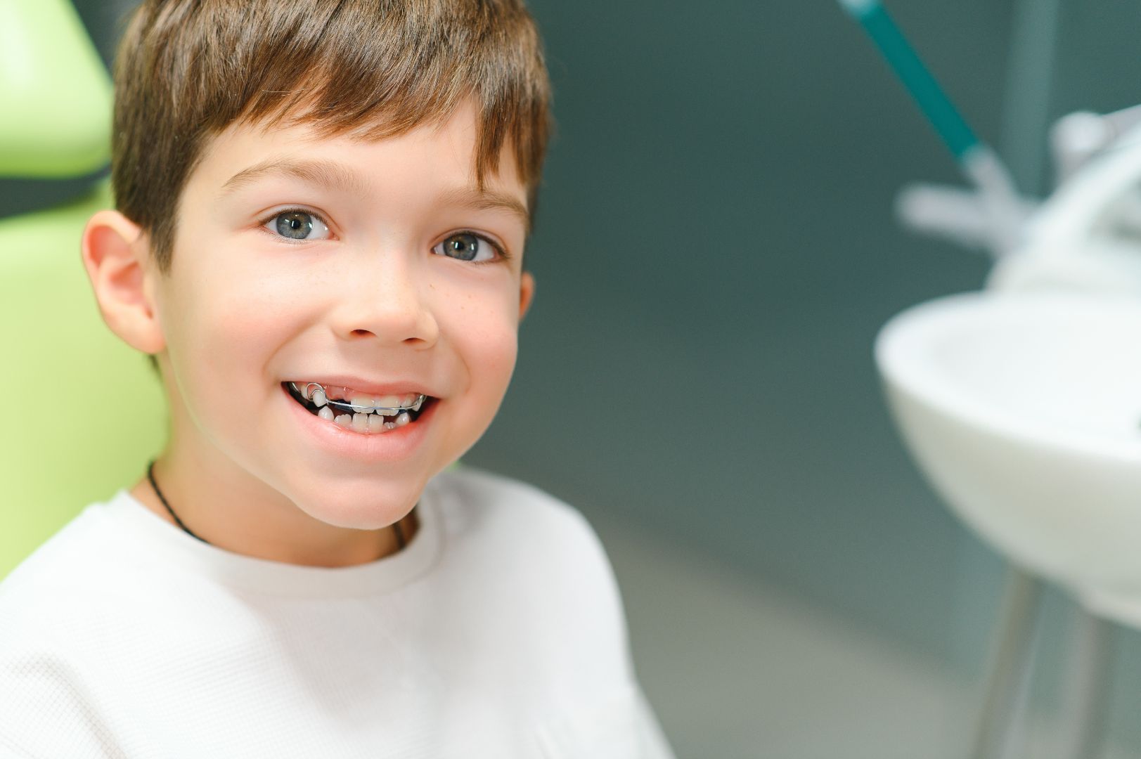 Early orthodontic intervention for children